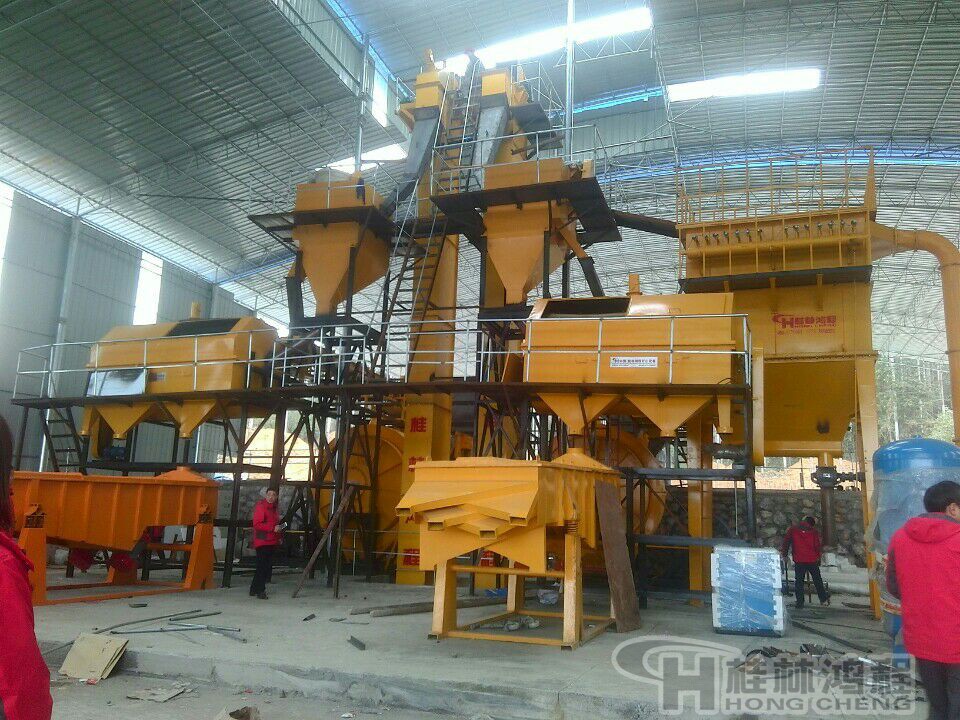 石英砂磨機(jī)，石英砂自磨機(jī)，磨粉機(jī)，制砂機(jī)