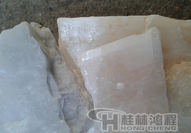 長(zhǎng)石，長(zhǎng)石粉，長(zhǎng)石的用途